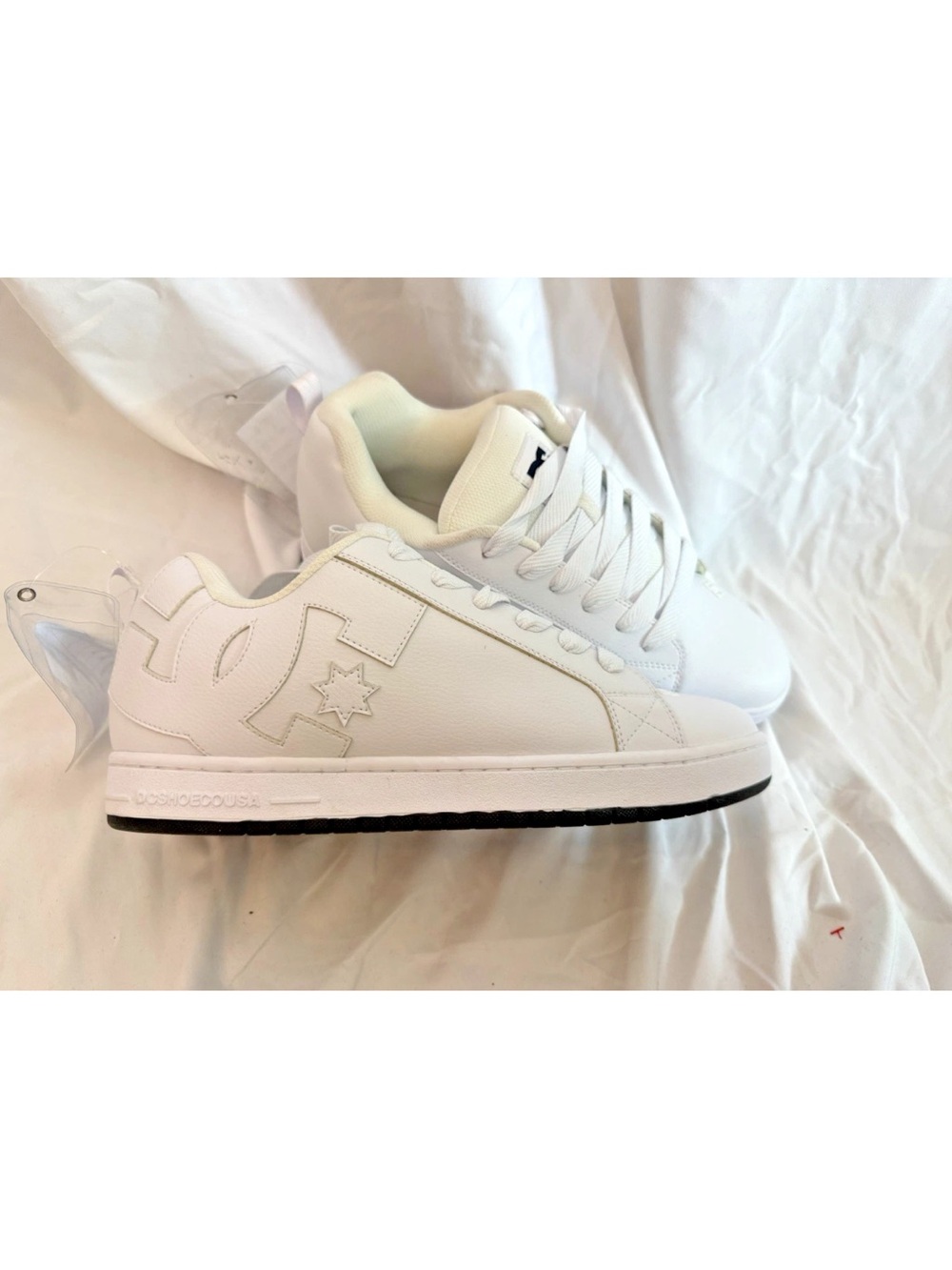 DC Court Graffik White Men’s Tennis Shoes - size 12 - New